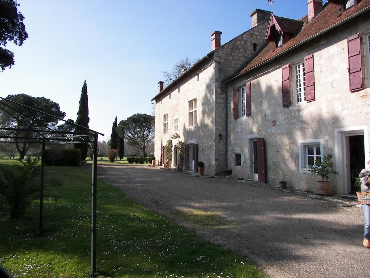 Saint-Jean-de-ThuracDomaine Du Noble住宿加早餐旅馆 外观 照片
