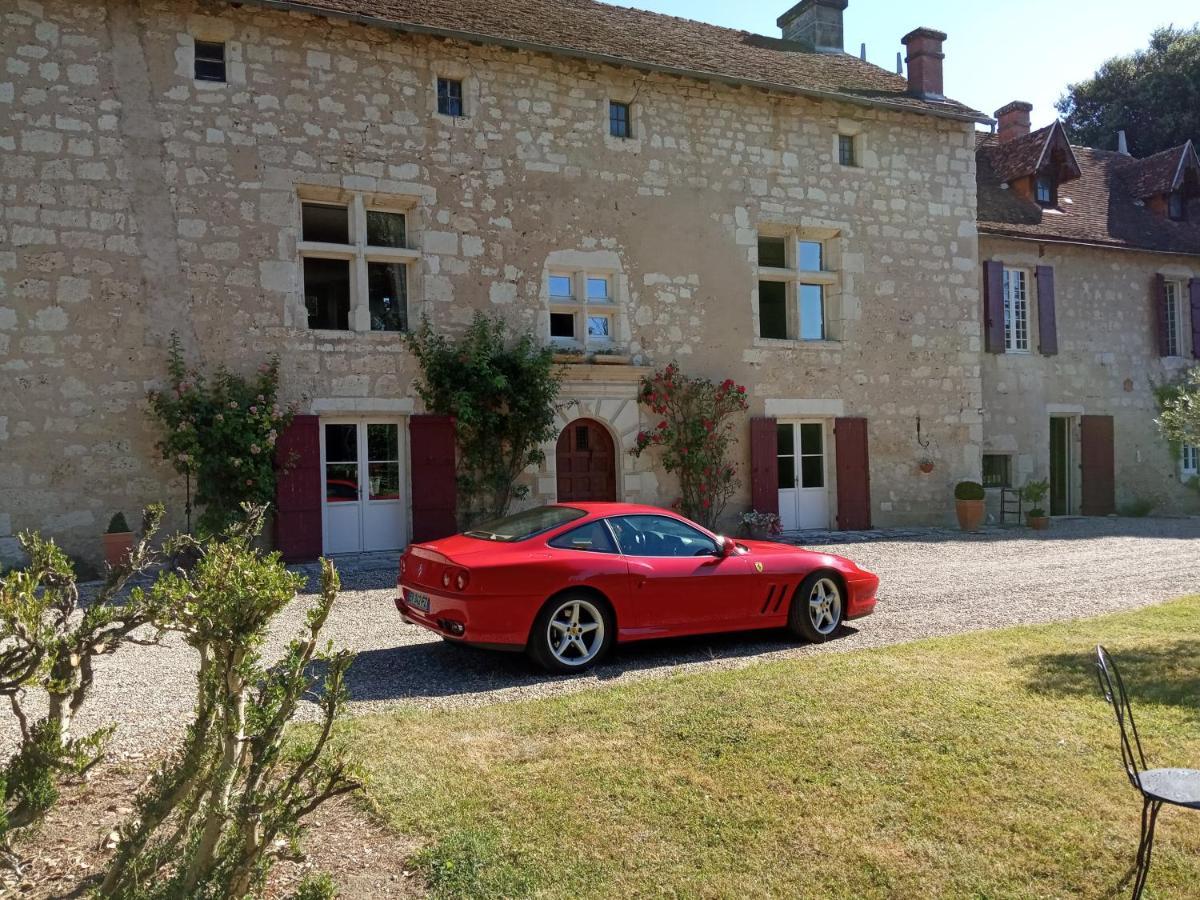 Saint-Jean-de-ThuracDomaine Du Noble住宿加早餐旅馆 外观 照片
